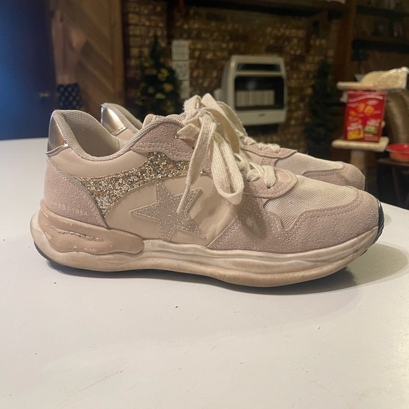 Vintage Havana Shoes - Vintage Havana Run Nude Glitter Women’s 8.5 Sneakers Shoes